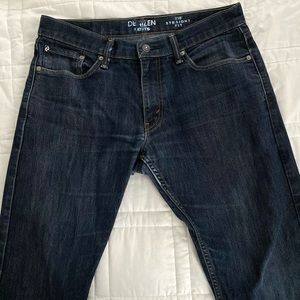 Levi’s 218 Slim Straight Dark Jean | W33 L32